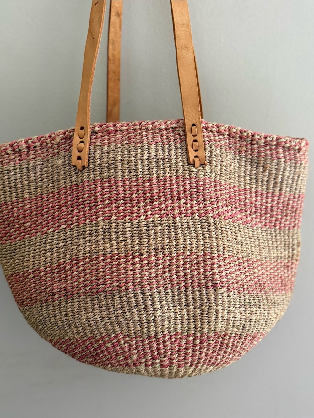 Vintage Woven Sisal Tote Bag with Stripes - Picture 8 of 9